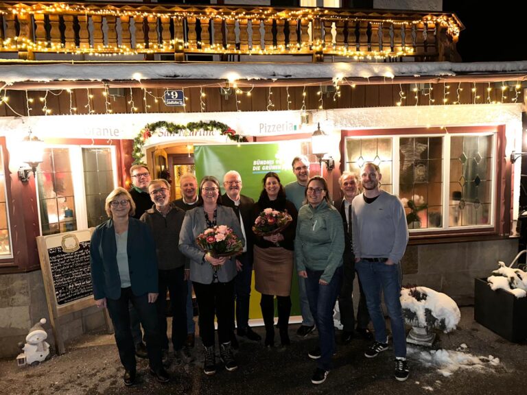 Waakirchener Grüne gehen mit Liste und Bürgermeisterkandidatin Cornelia Riepe ins Rennen